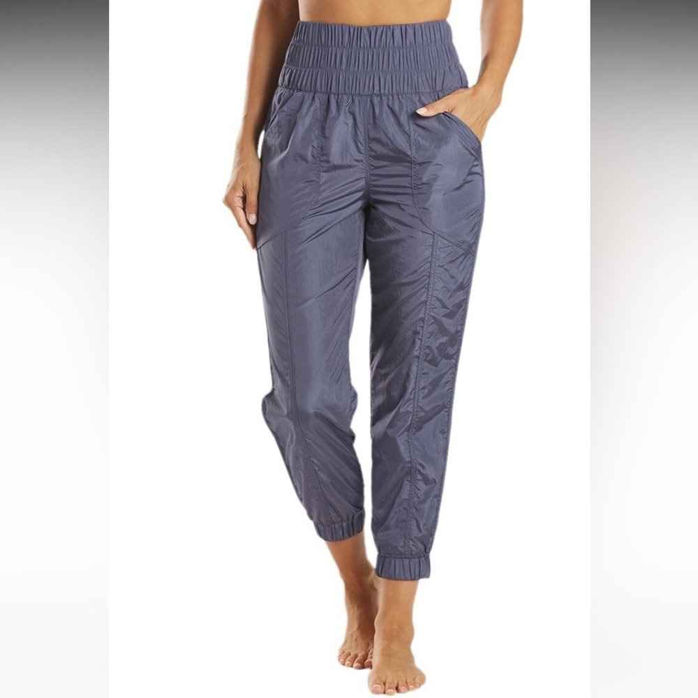 FP Movement NEW WITH TAGS The Way Home Jogger Large athleisure travel yoga
